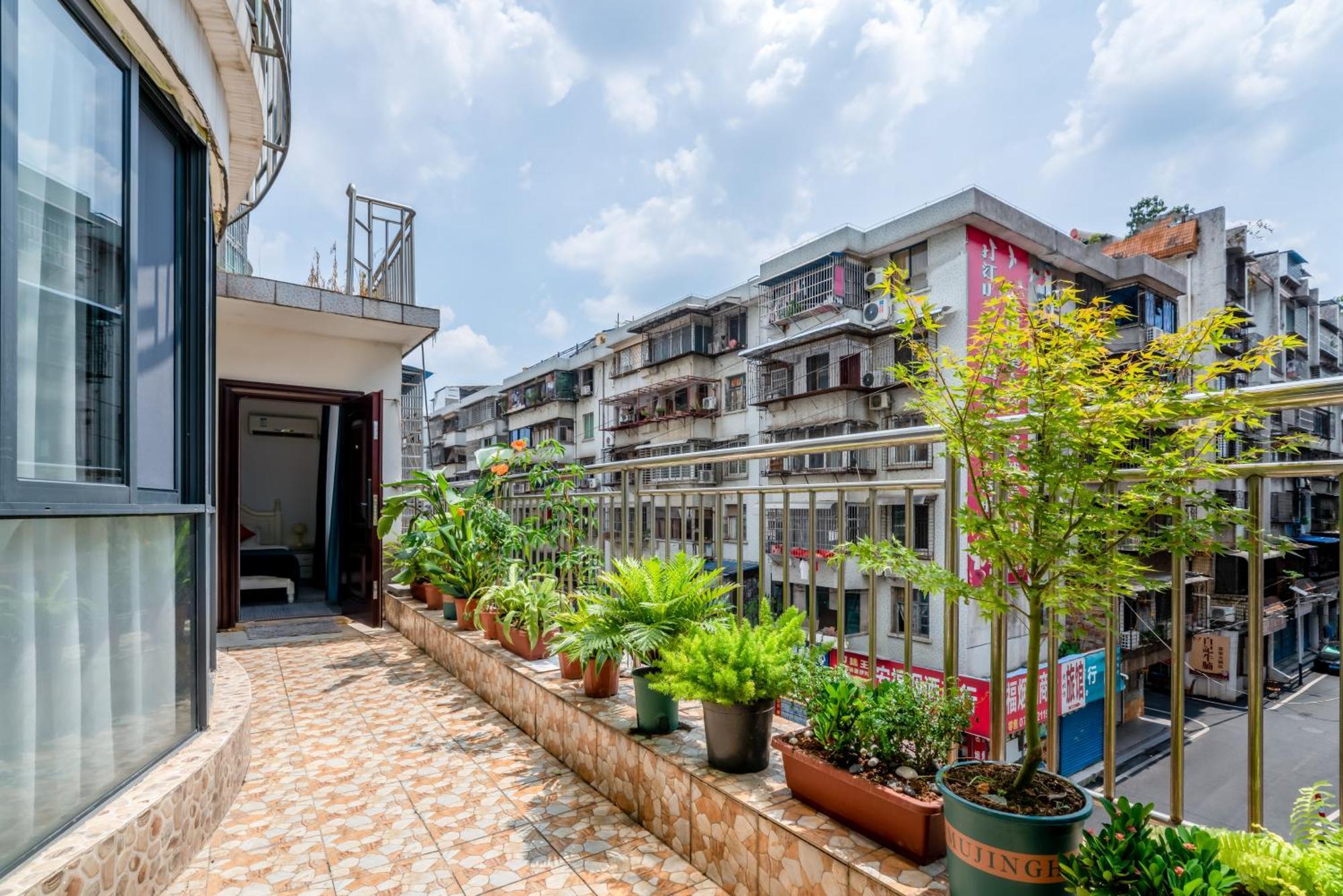 Fish House Youth Hostel Гуейлин Екстериор снимка